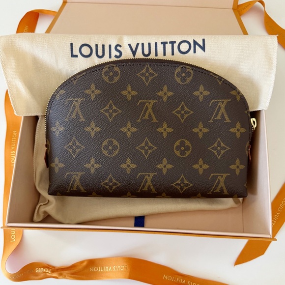 NEW Louis Vuitton Cosmetic Pouch GM M47353 - Picture 4 of 16